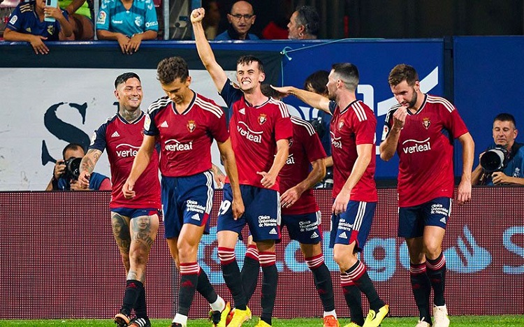 CA Osasuna đạt danh hiệu UEFA CUP