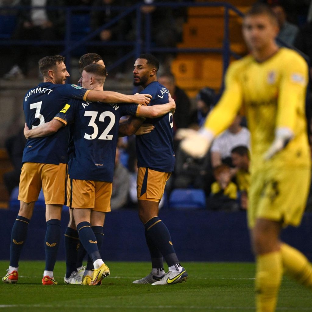 Sau 1 năm Newcastle đã trở thành một đội bóng rất khác, và sự chuyển mình đó diễn ra rất nhanh & bất ngờ