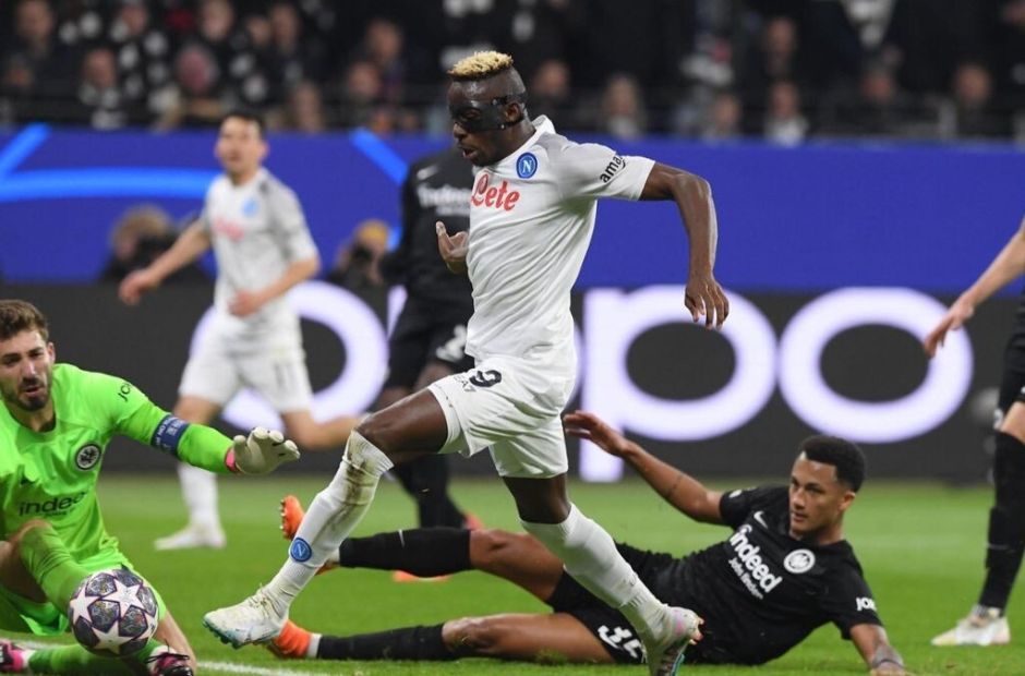 Rất có thể đêm nay Napoli sẽ để lại trong tâm trí Frankfurt một nỗi khiếp sợ 