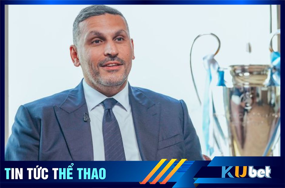 Chủ tịch Man City ông Mubarak trả lời phỏng vấn sau cú ăn 3 của đội bóng