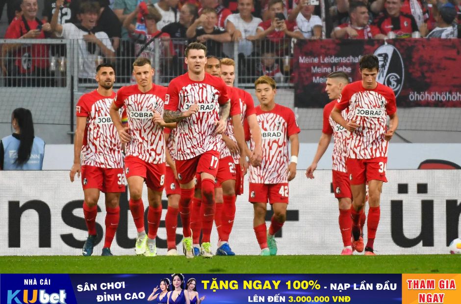 Kubet cập nhật hình ảnh các cầu thủ Freiburg đang chuẩn bị vào sân thi đấu 