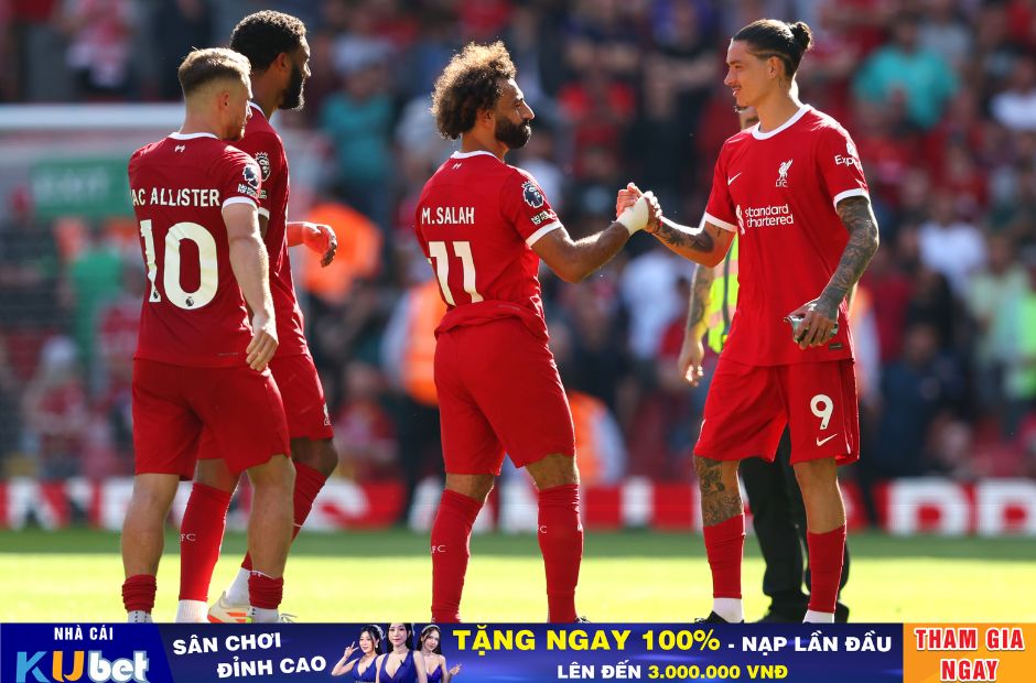 Kubet cập nhật hình ảnh các cầu thủ Liverpool trong trang phục sân nhà quần đỏ-áo đỏ