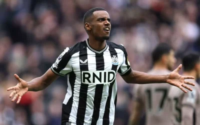 Newcastle vạch trần một cách tàn nhẫn Tottenham mỏng manh trong một vụ sụp đổ khác của St James' Park-Kubet